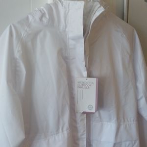 Mondetta Outdoor Project Women Rain ☔ Jacket white Large New with Tag
